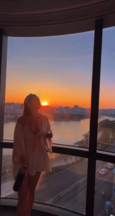 前港姐冠軍布吉曬健身成果 曾甫全裸照 弗爆身材不輸郭珮文