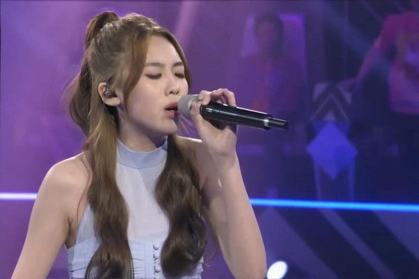 區明妙遊京都神社順便追星？ 甫近鏡自拍曝光真實皮膚狀態！ 