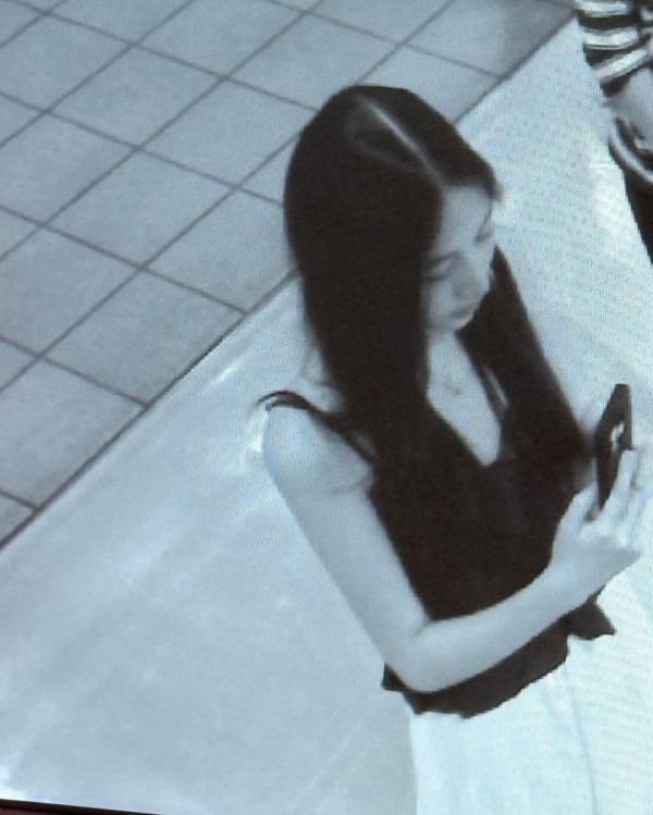 區明妙遊京都神社順便追星？ 甫近鏡自拍曝光真實皮膚狀態！ 