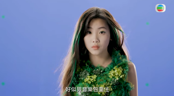 區明妙遊京都神社順便追星？ 甫近鏡自拍曝光真實皮膚狀態！ 