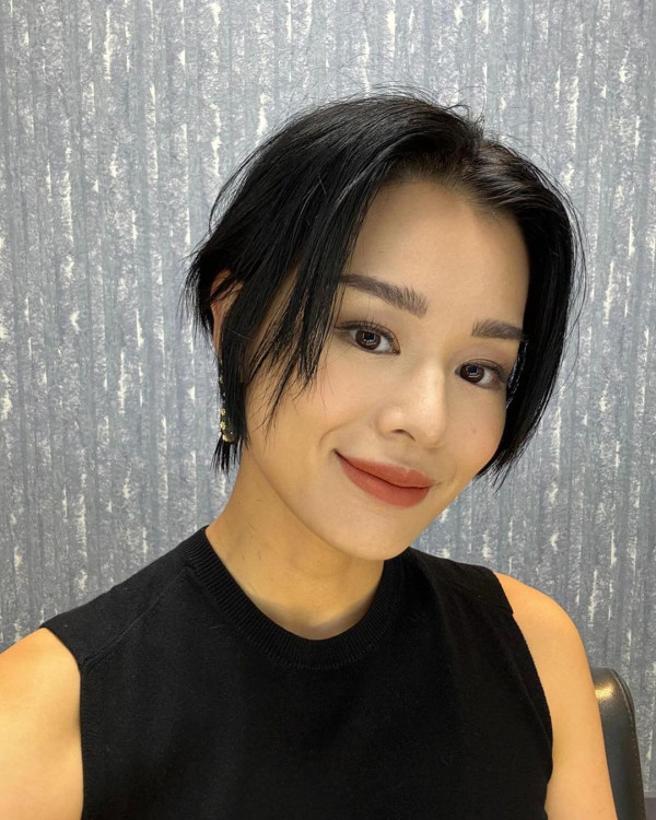 胡杏兒成台山博物館「展品」感榮幸 原來呢2位視帝視后都係佢同鄉 