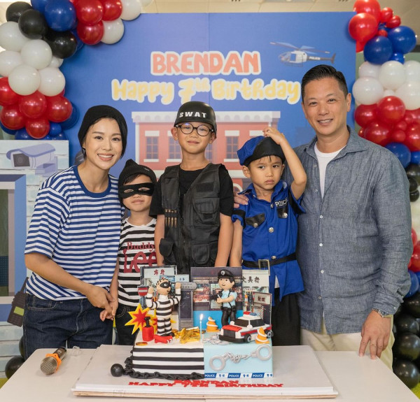 胡杏兒成台山博物館「展品」感榮幸 原來呢2位視帝視后都係佢同鄉 