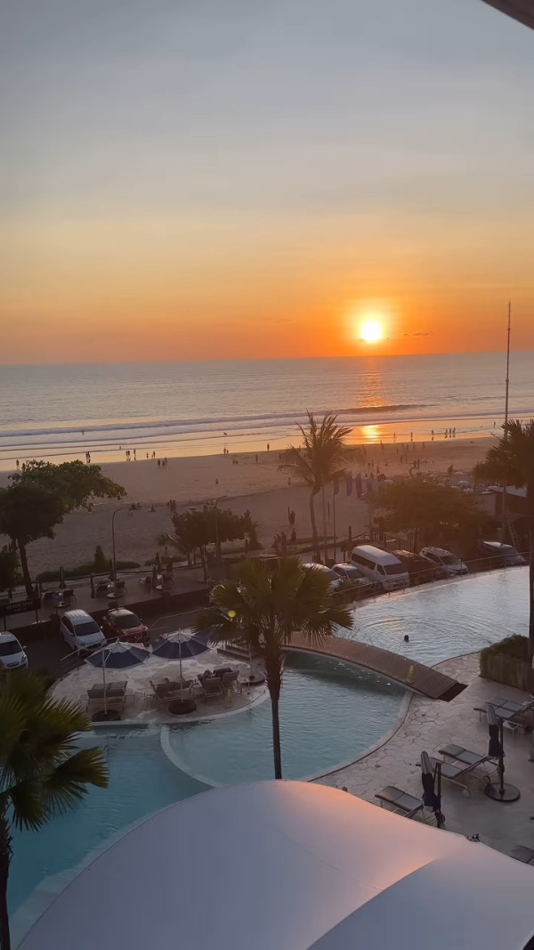 美女網紅峇厘度假驚遇活春宮 按摩途中旁邊傳喘息聲 男方一句話曝可笑真相 