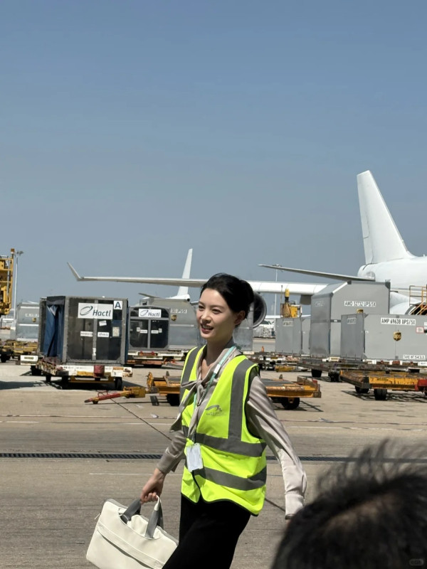 男子泰國旅遊到機場先知自己莫名變通緝犯 原因竟是1部門出錯 23小時無眠下電話自救 