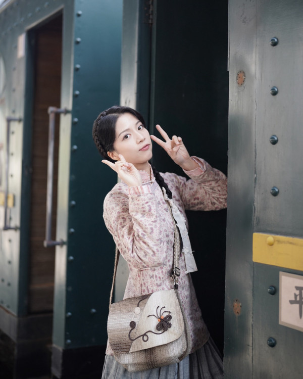 陳曉華私下零距離接觸真面目流出 一舉動暴露真實性格：3秒愛上佢