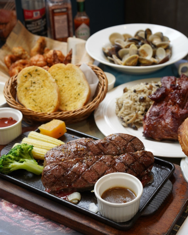 台北車站美食 瀧厚炙燒熟成牛排(圖片來源:Facebook@瀧厚炙燒熟成牛排) 台北車站美食 瀧厚炙燒熟成牛排(圖片來源:Facebook@瀧厚炙燒熟成牛排)