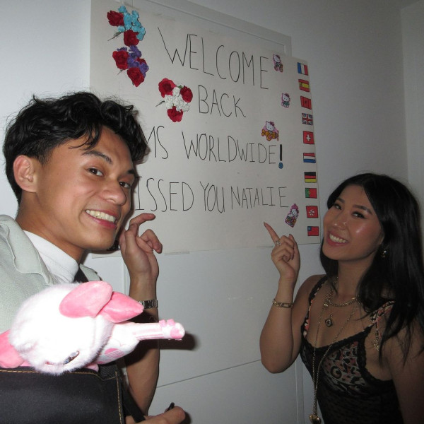 前TVB主持英國大屋放煙花 被指越搬越富貴 曾偷拍鄰居惹爭議 