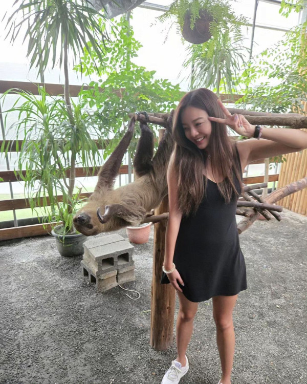 前港姐冠軍著比堅尼歐遊！突然性感露肉派福利！ 