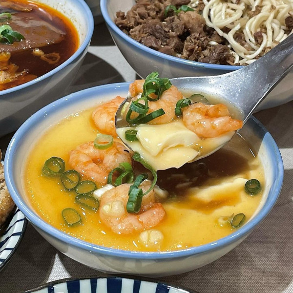 台北車站美食 忠青商行(圖片來源:Facebook@忠青商行) 台北車站美食 忠青商行(圖片來源:Facebook@忠青商行)