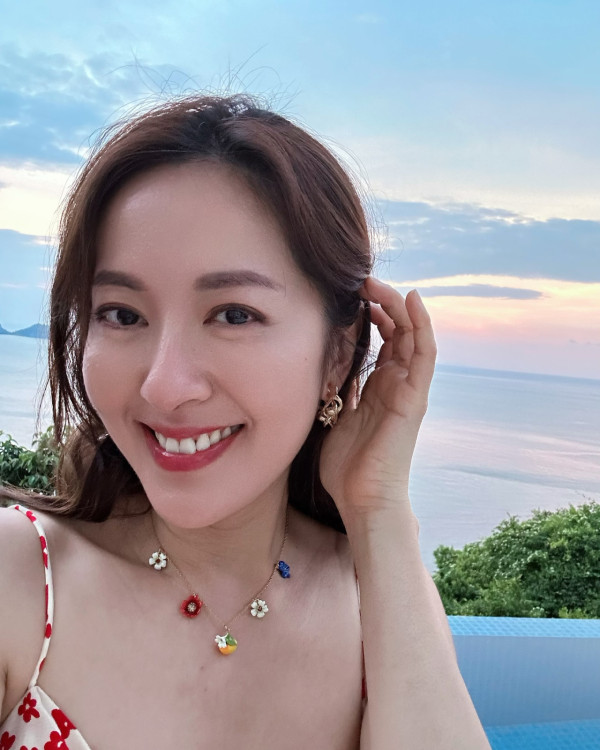 唐詩詠轉新髮型挑戰韓式剪頭髮滲仙氣 44歲新形象極減齡獲讚女友感滿滿