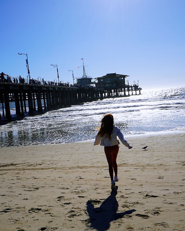 何雁詩帶天使綜合症囝囝遠赴美國治療 分享2字令人感動 