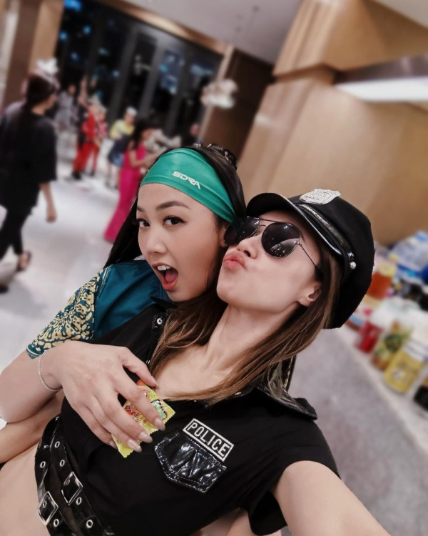 黃心穎二家姐黃心妙IG狂曬火辣相 弗爆身材超吸睛 瘋狂突破性感尺度！ 