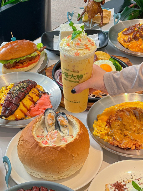 珠海美食｜2026珠海逾10間美食推介！手掌大生蠔火鍋/爆餡雞蛋仔/海邊Cafe/巨無霸豬扒包/榴蓮甜品