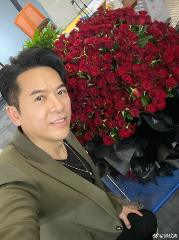 前TVB男星「拖馬散步」顯氣勢 近年北上發展 落力拍片谷人氣 