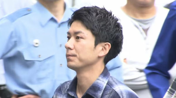 年輕東京UNIQLO男店長試身室偷拍！查獲44影片！網民錯焦點：高富帥 