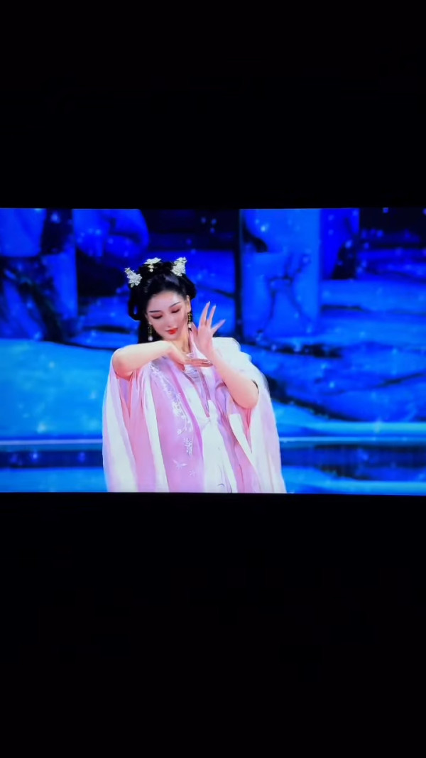 環球小姐2024｜丹麥金髮美女奪冠 網民驚訝不再政治正確 香港相隔23年再派代表出戰 