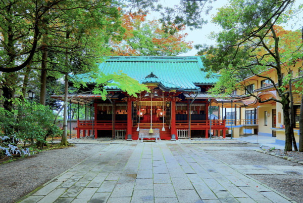 東京神社推薦 赤坂冰川神社（圖片來源：Facebook@赤坂氷川神社）