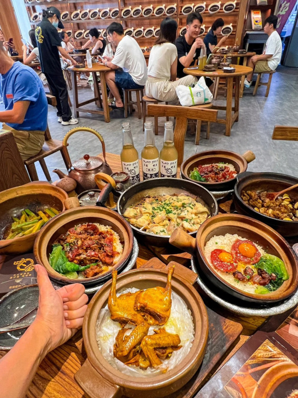 珠海美食｜2026珠海逾10間美食推介！手掌大生蠔火鍋/爆餡雞蛋仔/海邊Cafe/巨無霸豬扒包/榴蓮甜品