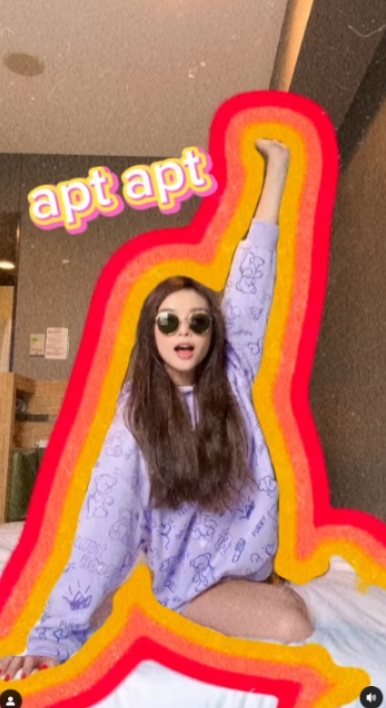 聲夢小花畫作於法國羅浮宮展出 趙紫諾年僅16歲!音樂藝術天份一樣高