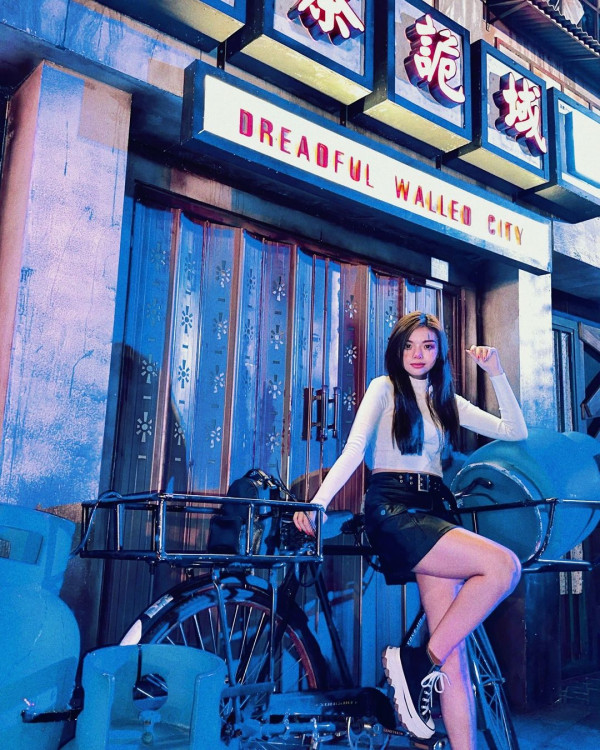 聲夢小花畫作於法國羅浮宮展出 趙紫諾年僅16歲!音樂藝術天份一樣高