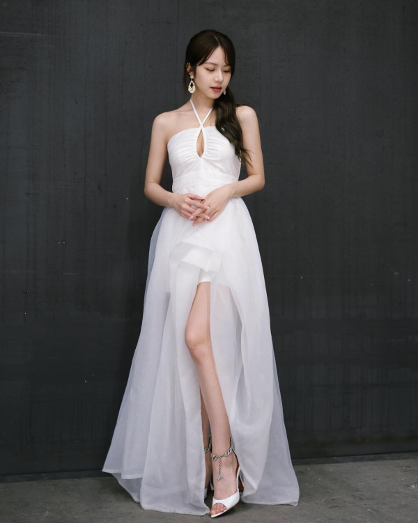 莊子璇全身透視現身節目巡禮