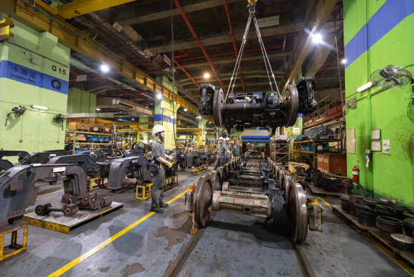 港鐵九龍灣維修車廠禁區內部大公開！45年歷史元祖級控制室／內部設施／維修設備