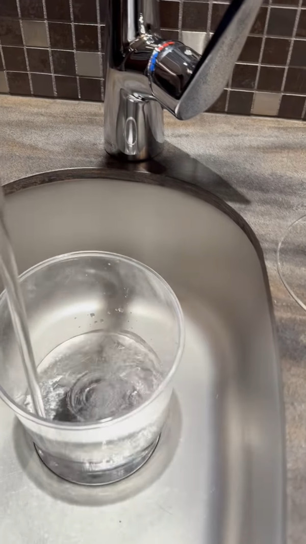 旅行住酒店尾房陰氣重？蘇民峰教用簡單風水陣化解用一物！網民大讚：學到嘢 