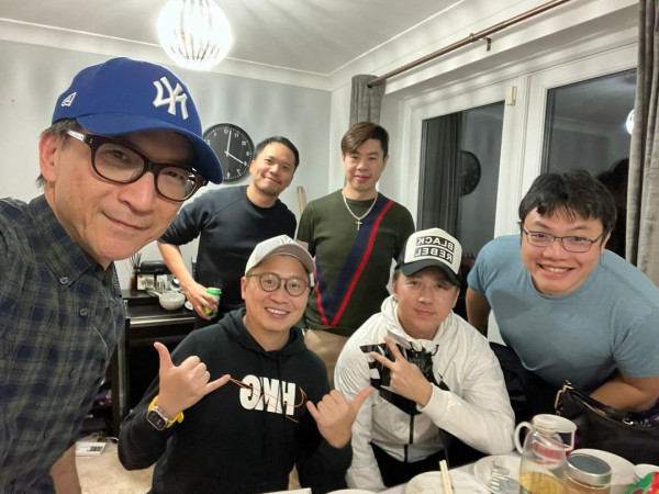 前TVB主持英國大屋放煙花 被指越搬越富貴 曾偷拍鄰居惹爭議 