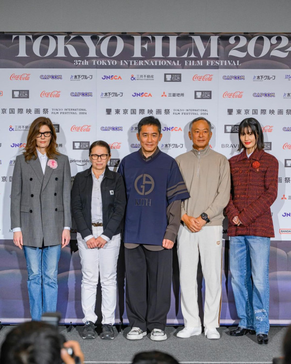 梁朝偉東京出行獲4人做1件事！ 網友驚訝排場大：像首相出行 