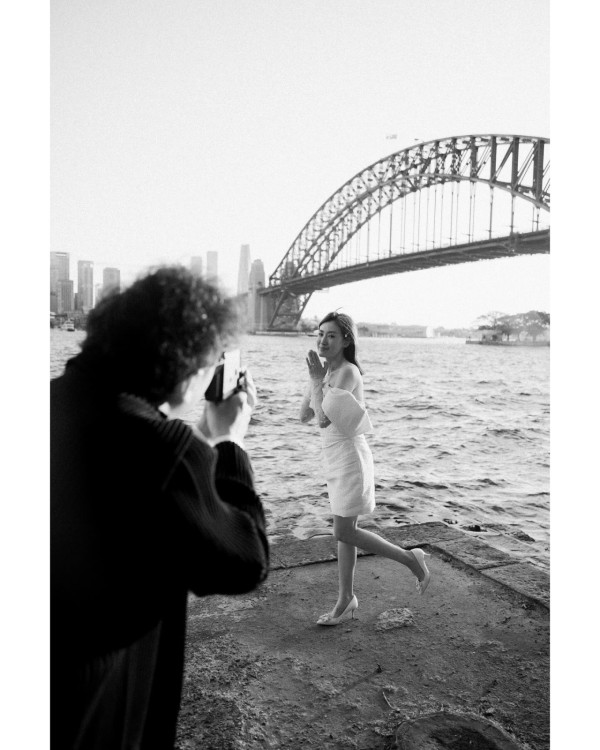 田蕊妮抗癌最新近況！杜汶澤甫老婆裸背出浴照 曝光手術疤痕 