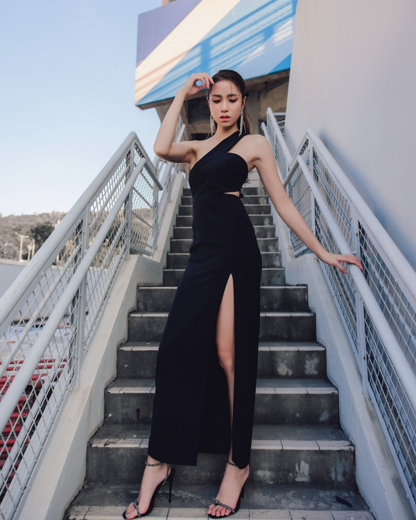 劉穎鏇現身澳門真實身形似巨人！腰線到粉絲心口晒44吋半長腿！ 