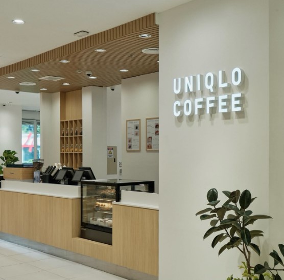 UNIQLO太古城店引入UNIQLO COFFEE！香港區首間咖啡館引入餅乾小食／兒童圖書館