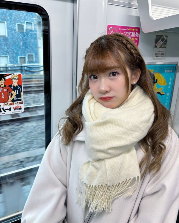 TVB御用童星離巢轉行做超索空姐!公開外藉老公合照!化身旅遊達人