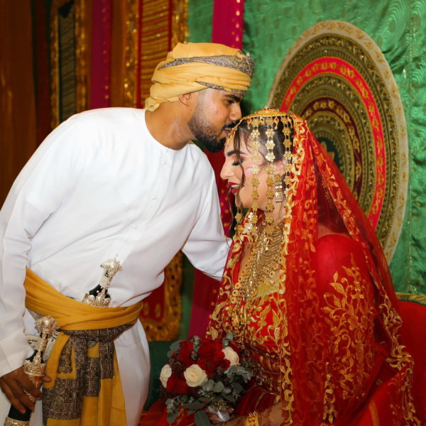 26歲美女KOL嫁杜拜百萬富豪！自爆4大嚴厲規矩！禁止任何異性接近？ 