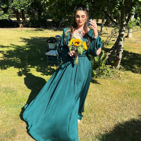 26歲美女KOL嫁杜拜百萬富豪！自爆4大嚴厲規矩！禁止任何異性接近？ 