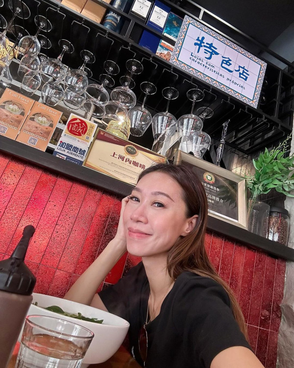 黃心穎二家姐黃心妙IG狂曬火辣相 弗爆身材超吸睛 瘋狂突破性感尺度！ 