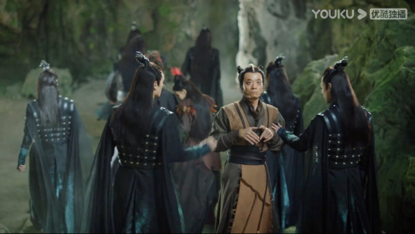 黎芷珊TVB新節目《戰場上》恐遭腰斬 走訪烏克蘭 言論批煽情偏頗不中立 網民向通訊局投訴 