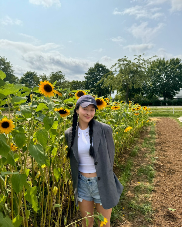 TVB花旦沖繩泳裝曬逆天長腿 玉背超吸睛!告別過往「肉肉身型」