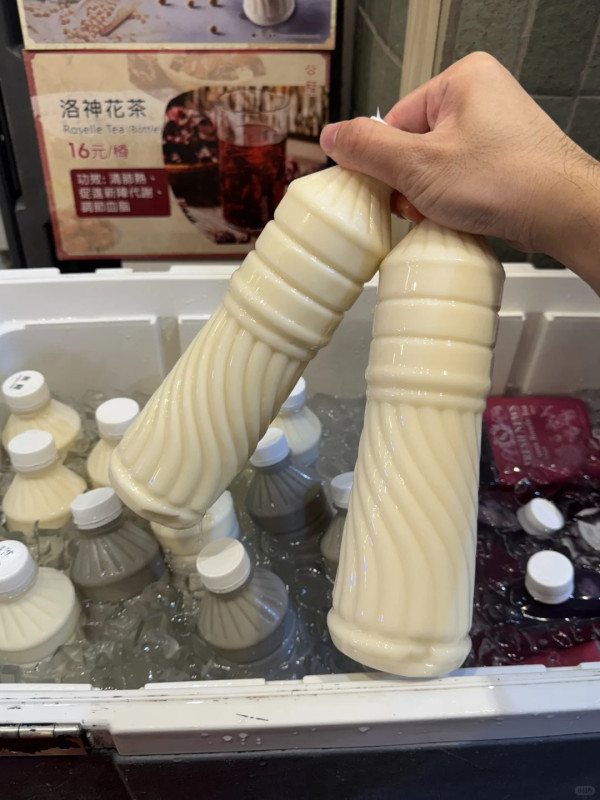 少爺占加拿大朋友買香港麥當勞一款食物60份做手信！網民留言：我買咗300包啊 