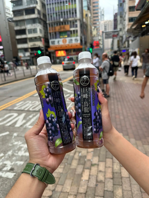 少爺占加拿大朋友買香港麥當勞一款食物60份做手信！網民留言：我買咗300包啊 