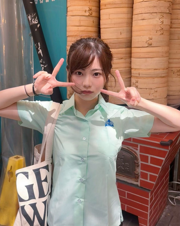 區明妙遊京都神社順便追星？ 甫近鏡自拍曝光真實皮膚狀態！ 