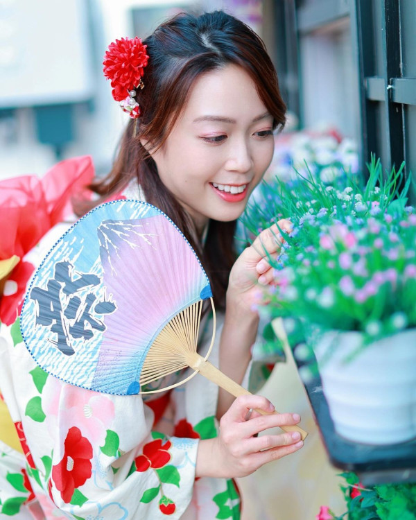 前TVB主播台南旅行曬靚相 離巢後大解放 曬豐滿好身材