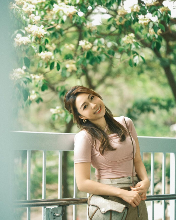 前TVB主播台南旅行曬靚相 離巢後大解放 曬豐滿好身材