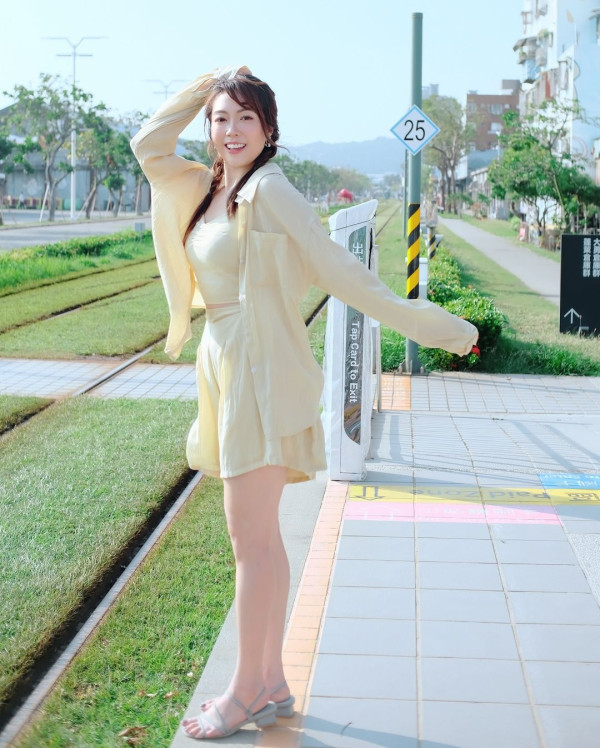 前TVB主播台南旅行曬靚相 離巢後大解放 曬豐滿好身材