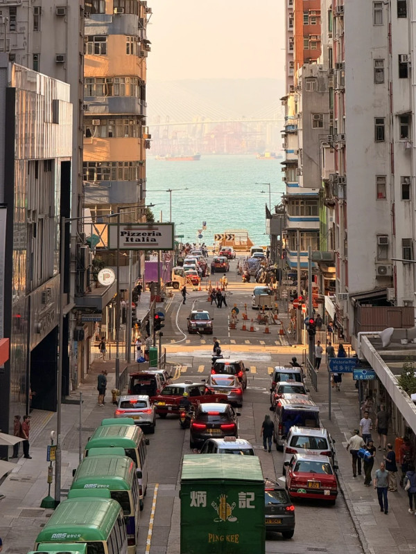 小紅書湧現新移民香港做「炒散」怪象！搵現金出糧 網民嘲：港人要失業 