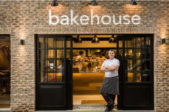 小紅書湧現新移民香港做「炒散」怪象！搵現金出糧 網民嘲：港人要失業 