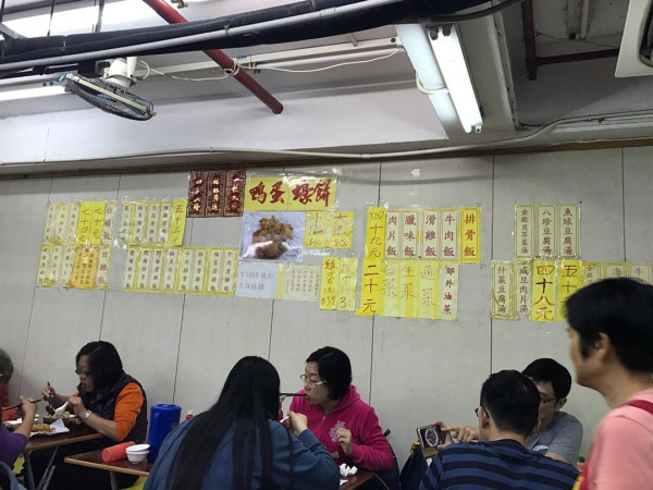 小紅書湧現新移民香港做「炒散」怪象！搵現金出糧 網民嘲：港人要失業 