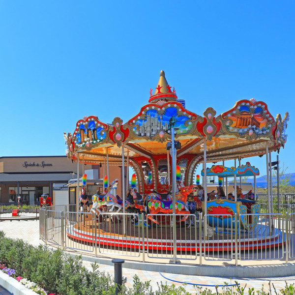 御殿場 PREMIUM OUTLETS（圖片來源：Facebook＠御殿場プレミアム・アウトレット）