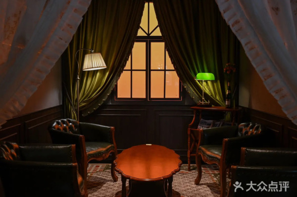 深圳5大聖誕打卡餐廳Cafe推介！旋轉木馬裝置/雪白貓頭鷹公仔/玩具熊牆（附地址） 