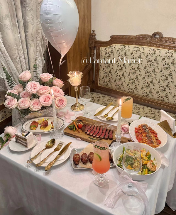 深圳5大聖誕打卡餐廳Cafe推介！旋轉木馬裝置/雪白貓頭鷹公仔/玩具熊牆（附地址） 